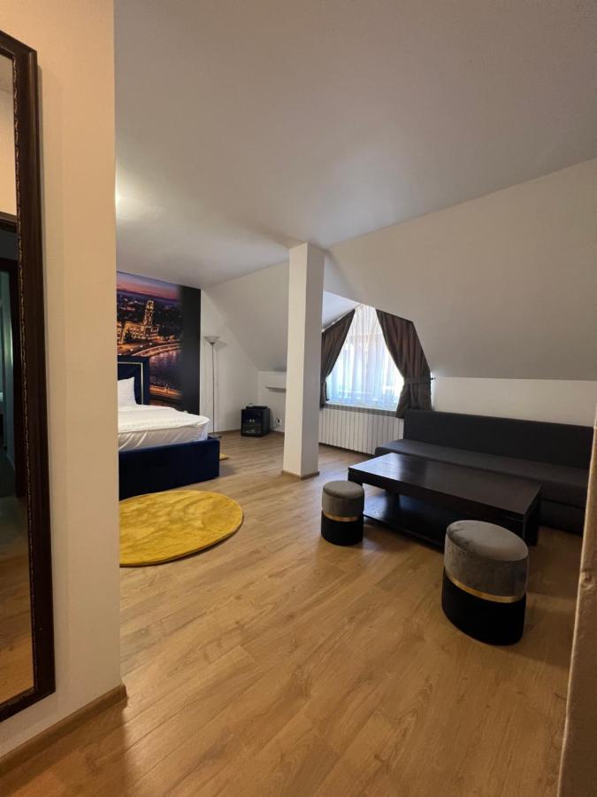 Casa Mignon Hotel Oradea Eksteriør billede